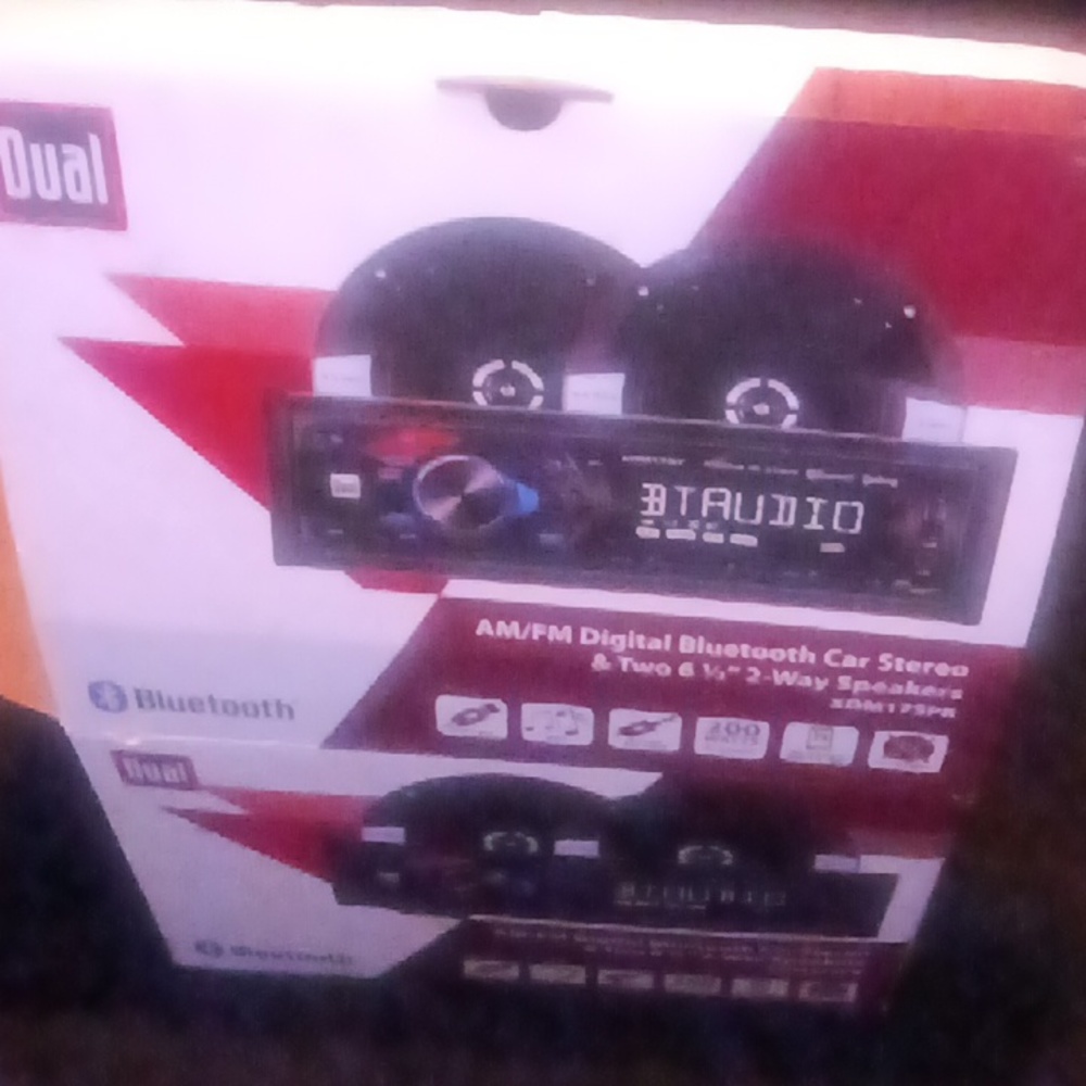 DUAL BRAND BT AUDIO AM/FM DIGITAL CAR STEREO &2 6 1/2" 2-WAY SPEAKERSxdm175pk